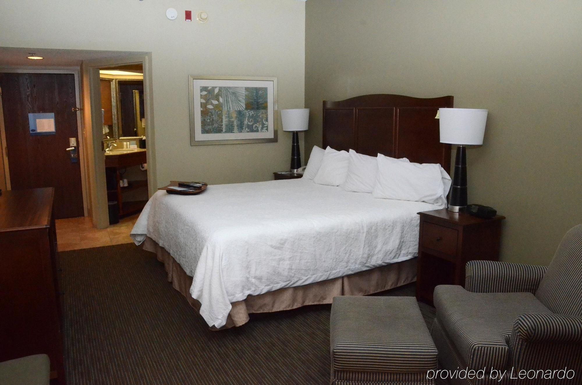 Hampton Inn Abingdon Buitenkant foto