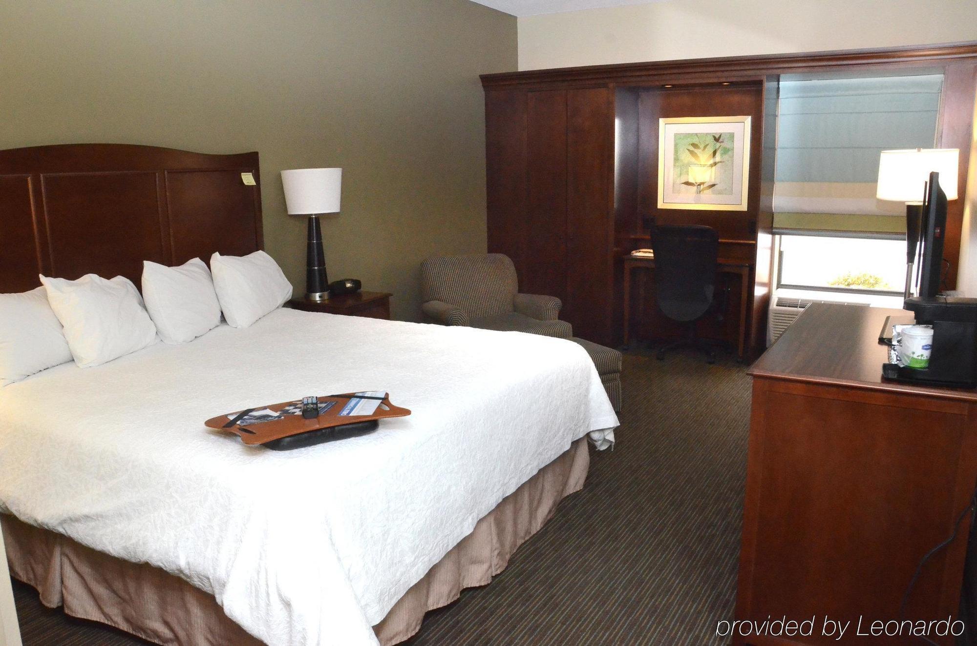 Hampton Inn Abingdon Buitenkant foto