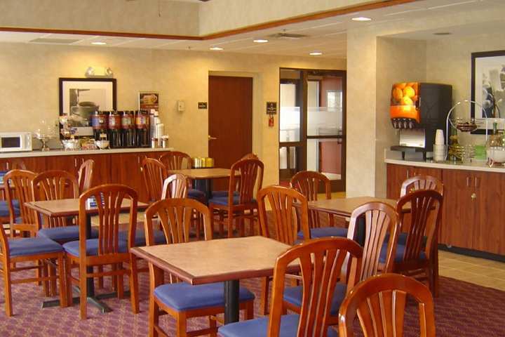 Hampton Inn Abingdon Buitenkant foto